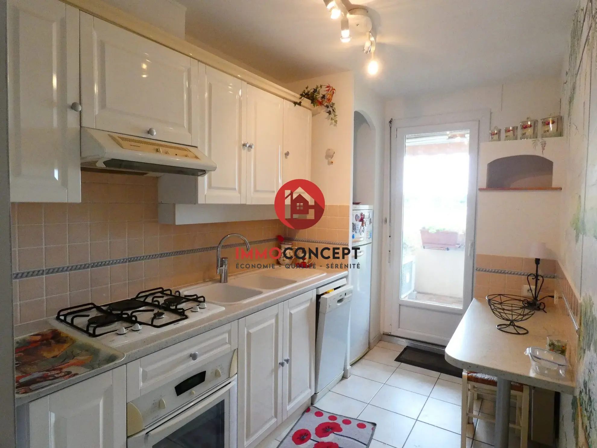 Appartement T4 lumineux avec terrasse et parking à Les Angles 