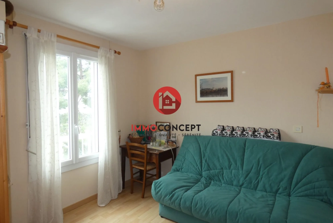 Appartement T4 lumineux avec terrasse et parking à Les Angles 