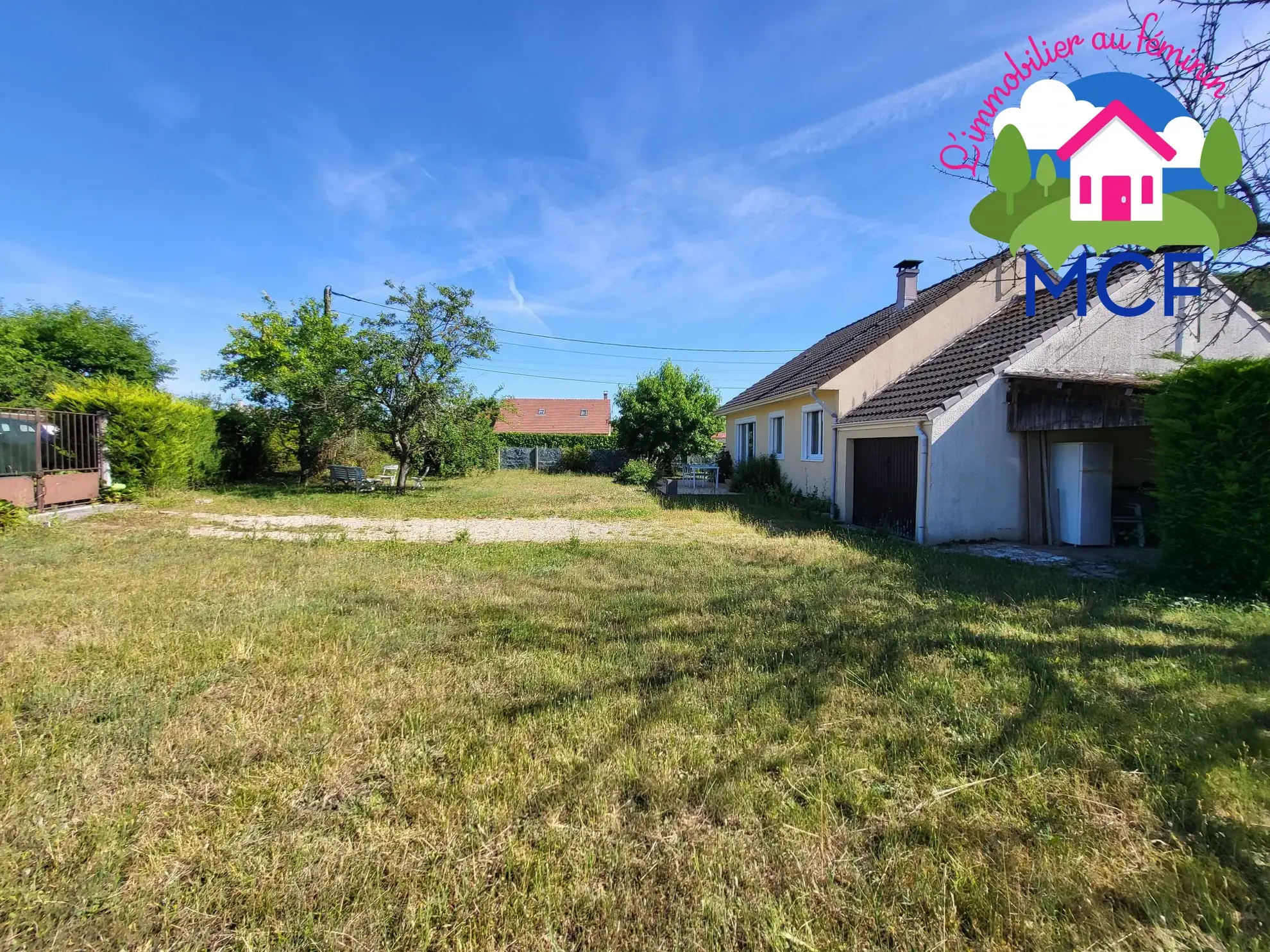 Charmante maison de plain-pied de 70 m² à Bueil avec jardin et garage 