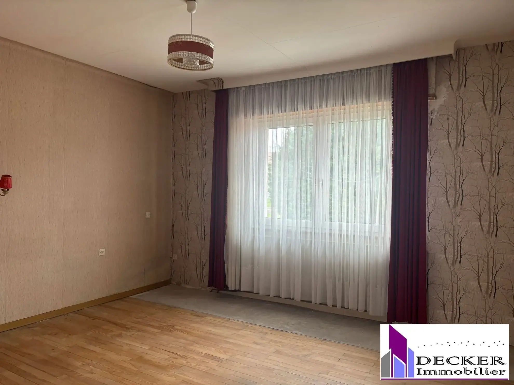 Maison spacieuse de 5 pièces avec grande dépendance à Oberbronn, idéale pour rénovation 