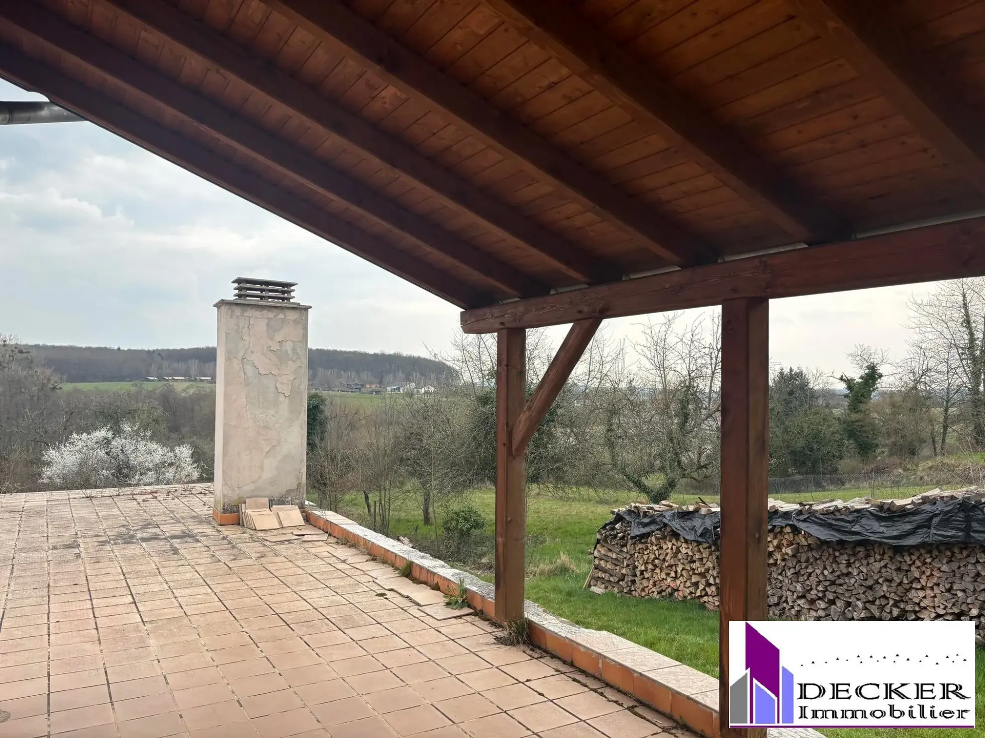 Maison spacieuse de 5 pièces avec grande dépendance à Oberbronn, idéale pour rénovation 