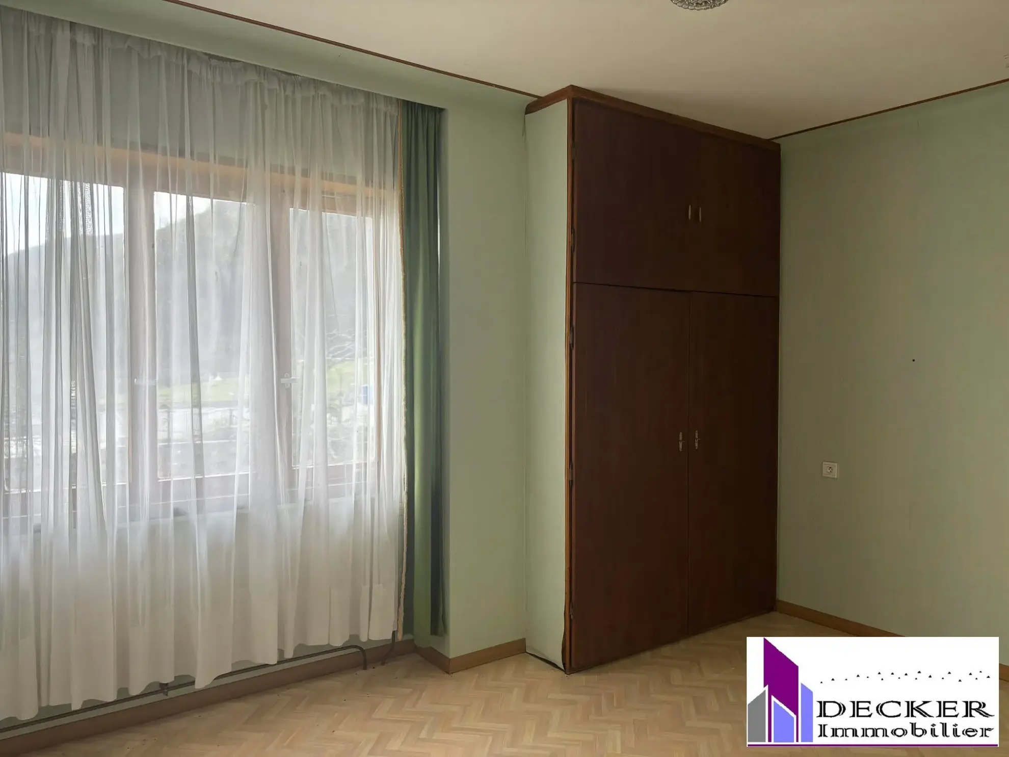 Maison spacieuse de 5 pièces avec grande dépendance à Oberbronn, idéale pour rénovation 