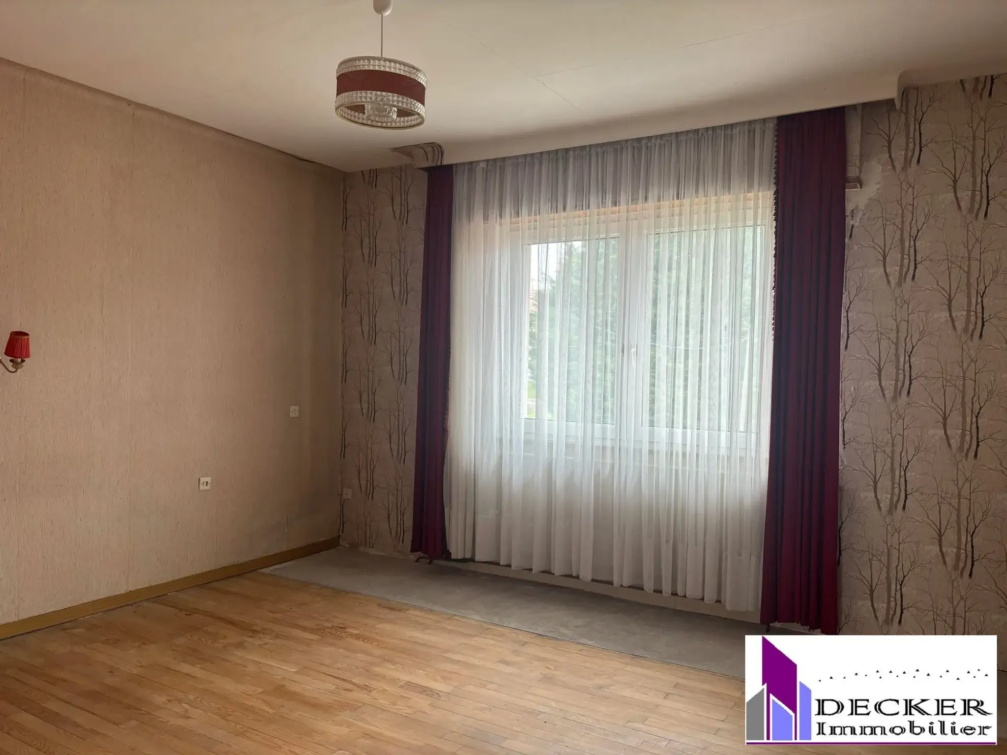 Maison spacieuse de 5 pièces avec grande dépendance à Oberbronn, idéale pour rénovation 