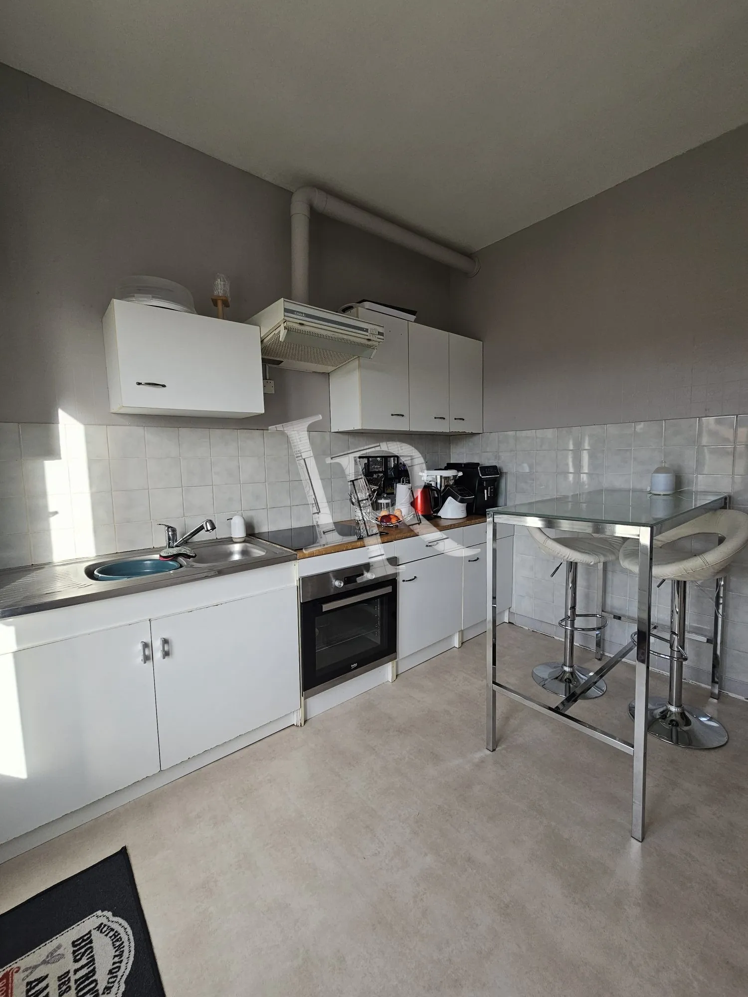 Immeuble à vendre au Puy-en-Velay – 4 appartements, caves et stationnements dans secteur calme 