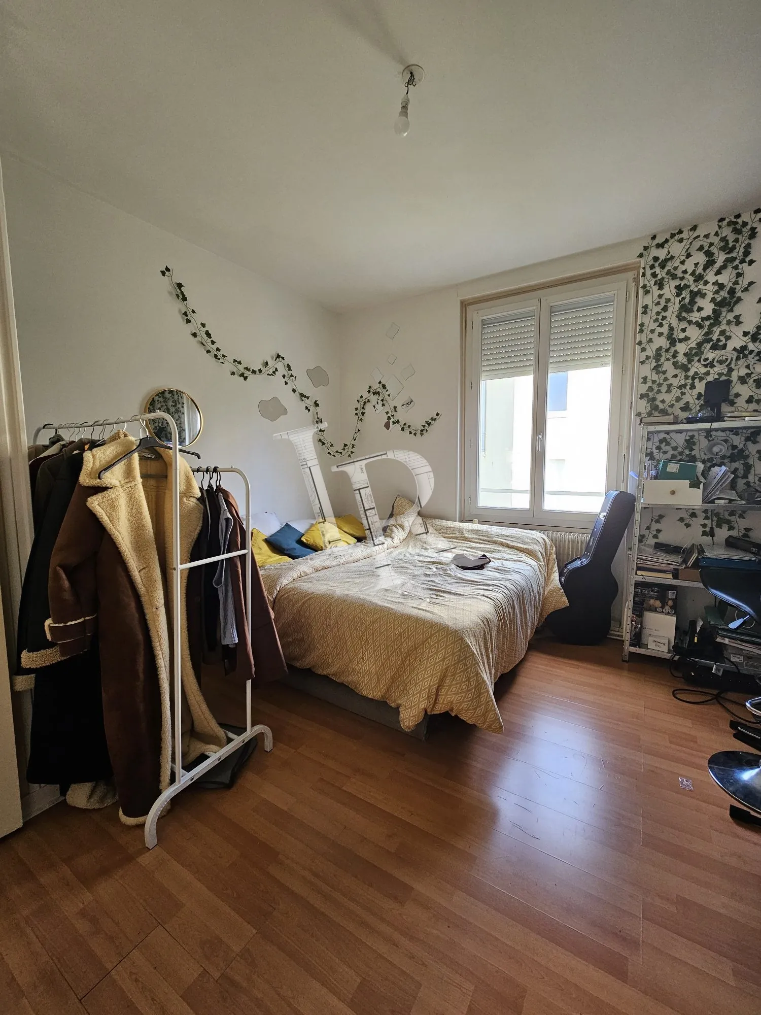 Immeuble à vendre au Puy-en-Velay – 4 appartements, caves et stationnements dans secteur calme 