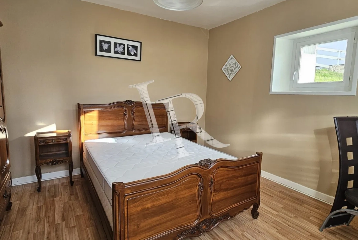 Immeuble à vendre au Puy-en-Velay – 4 appartements, caves et stationnements dans secteur calme 