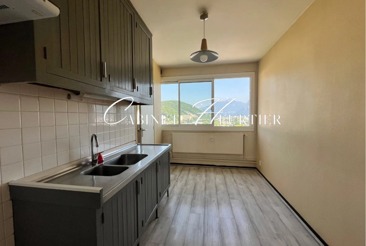 Appartement 3 pièces avec vue dégagée à Seyssinet-Pariset - Idéal premier achat 