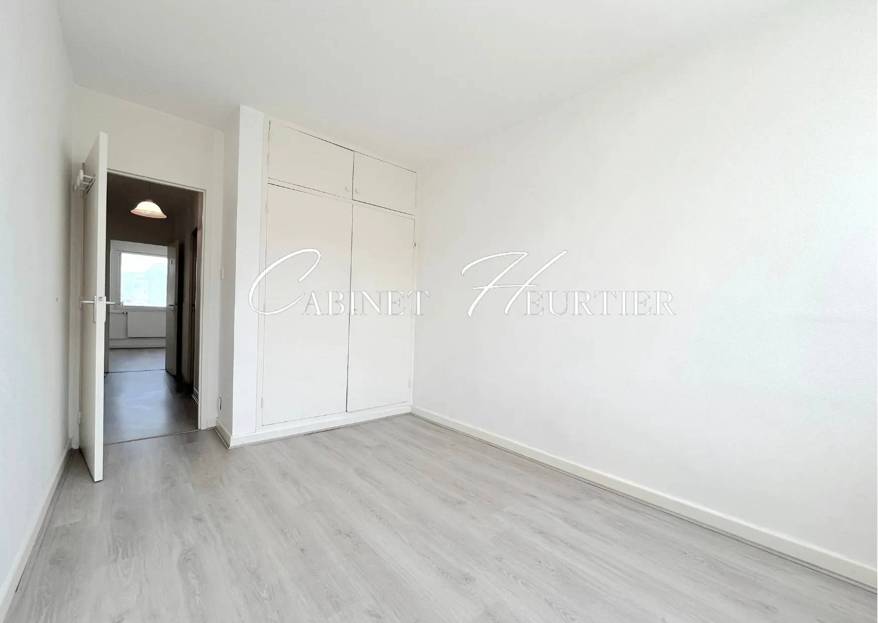 Appartement 3 pièces avec vue dégagée à Seyssinet-Pariset - Idéal premier achat 