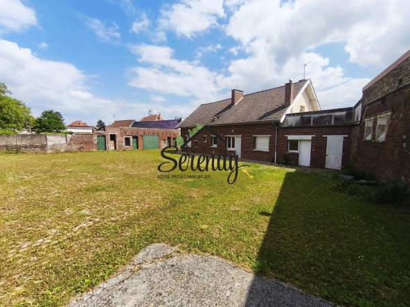 Grande maison avec 4 chambres à Écourt-Saint-Quentin - Secteur recherché