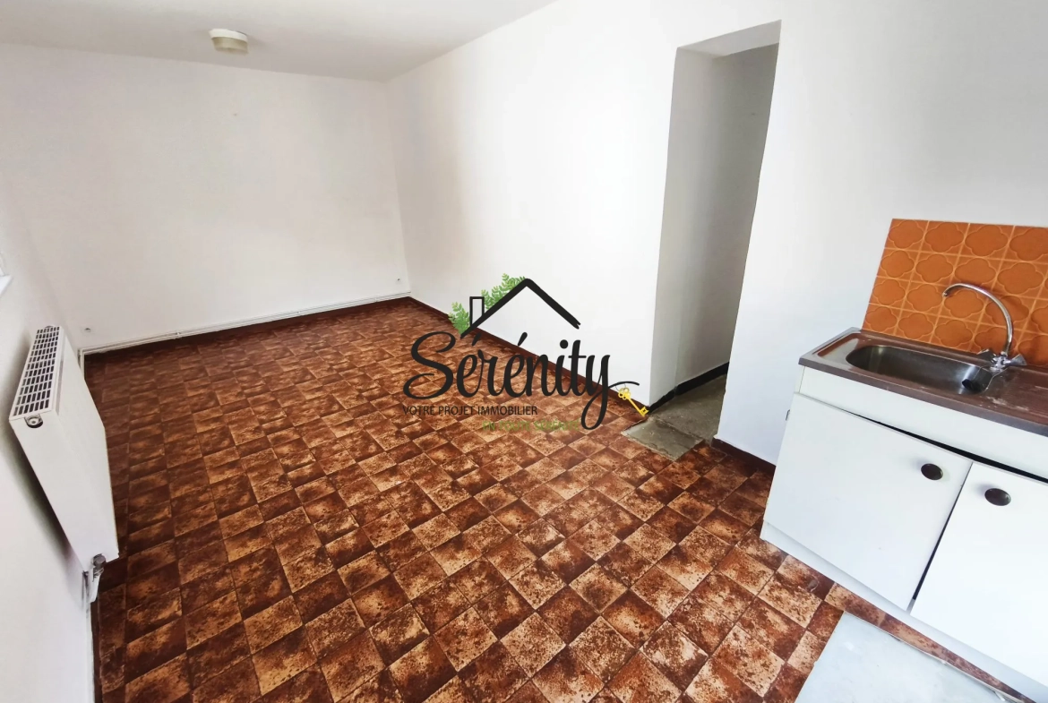 Grande maison avec 4 chambres à Écourt-Saint-Quentin - Secteur recherché 