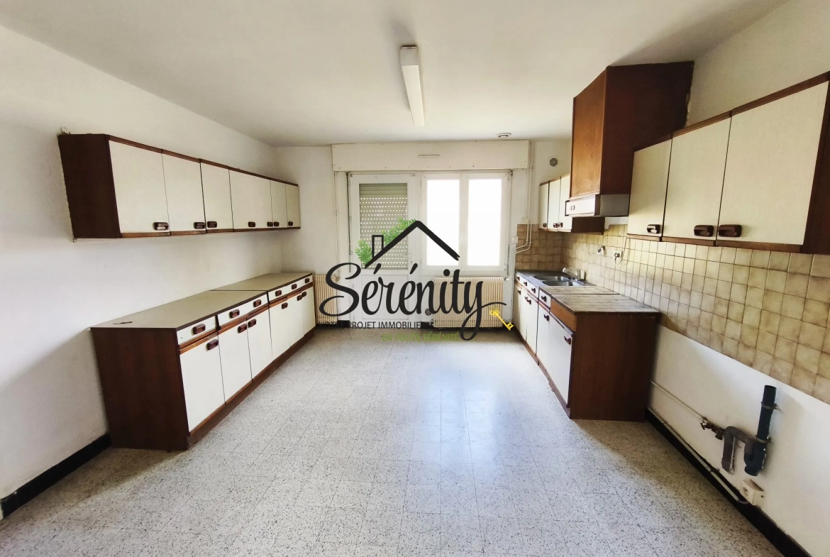 Grande maison avec 4 chambres à Écourt-Saint-Quentin - Secteur recherché 