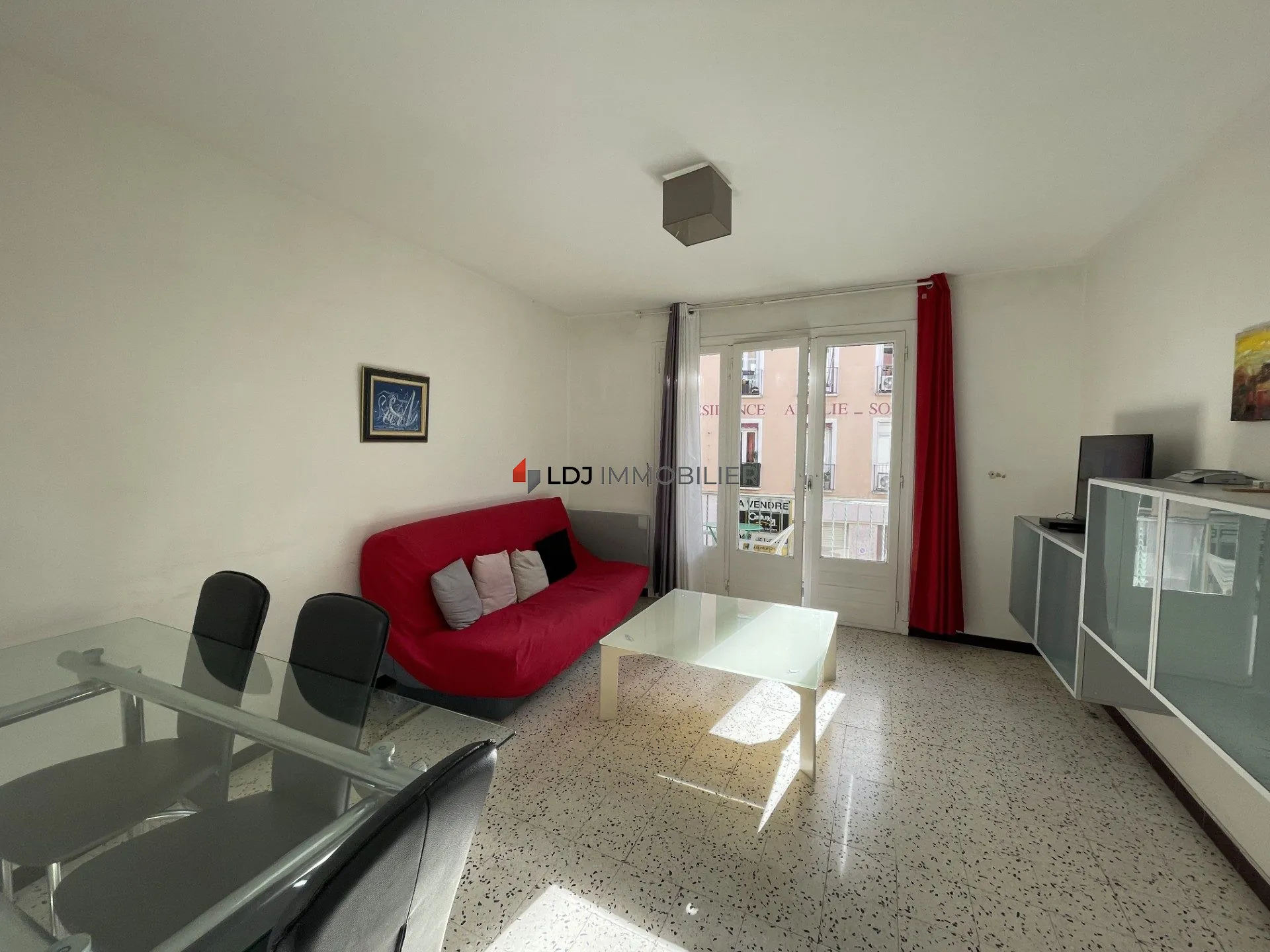 Appartement 3 pièces rénové avec balcon, cave et loggia à Amélie-les-Bains 
