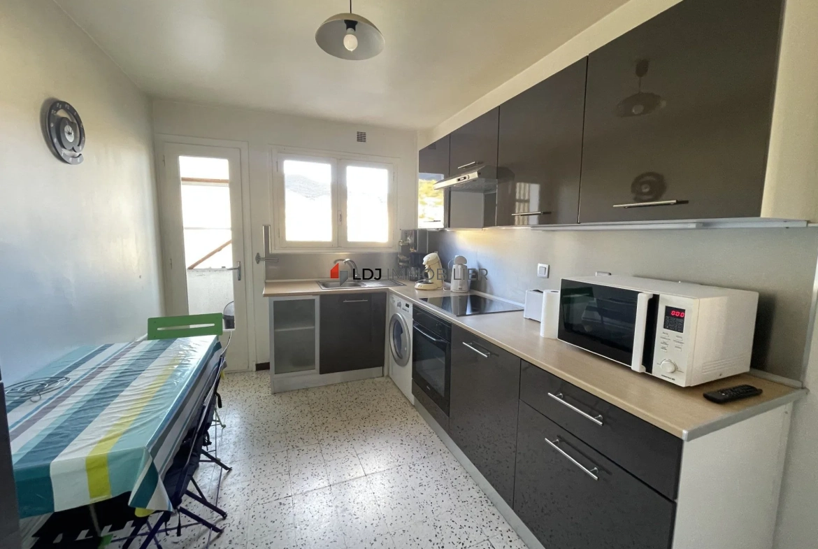 Appartement 3 pièces rénové avec balcon, cave et loggia à Amélie-les-Bains 