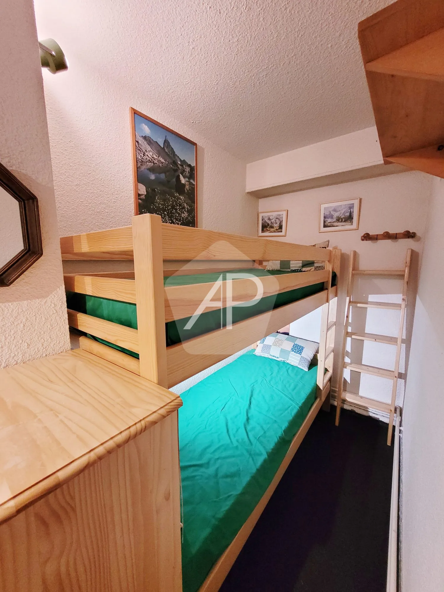 Studio avec coin montagne et balcon à La Salle-les-Alpes proche des pistes 