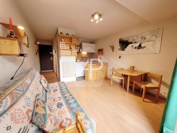 Studio avec coin montagne et balcon à La Salle-les-Alpes proche des pistes