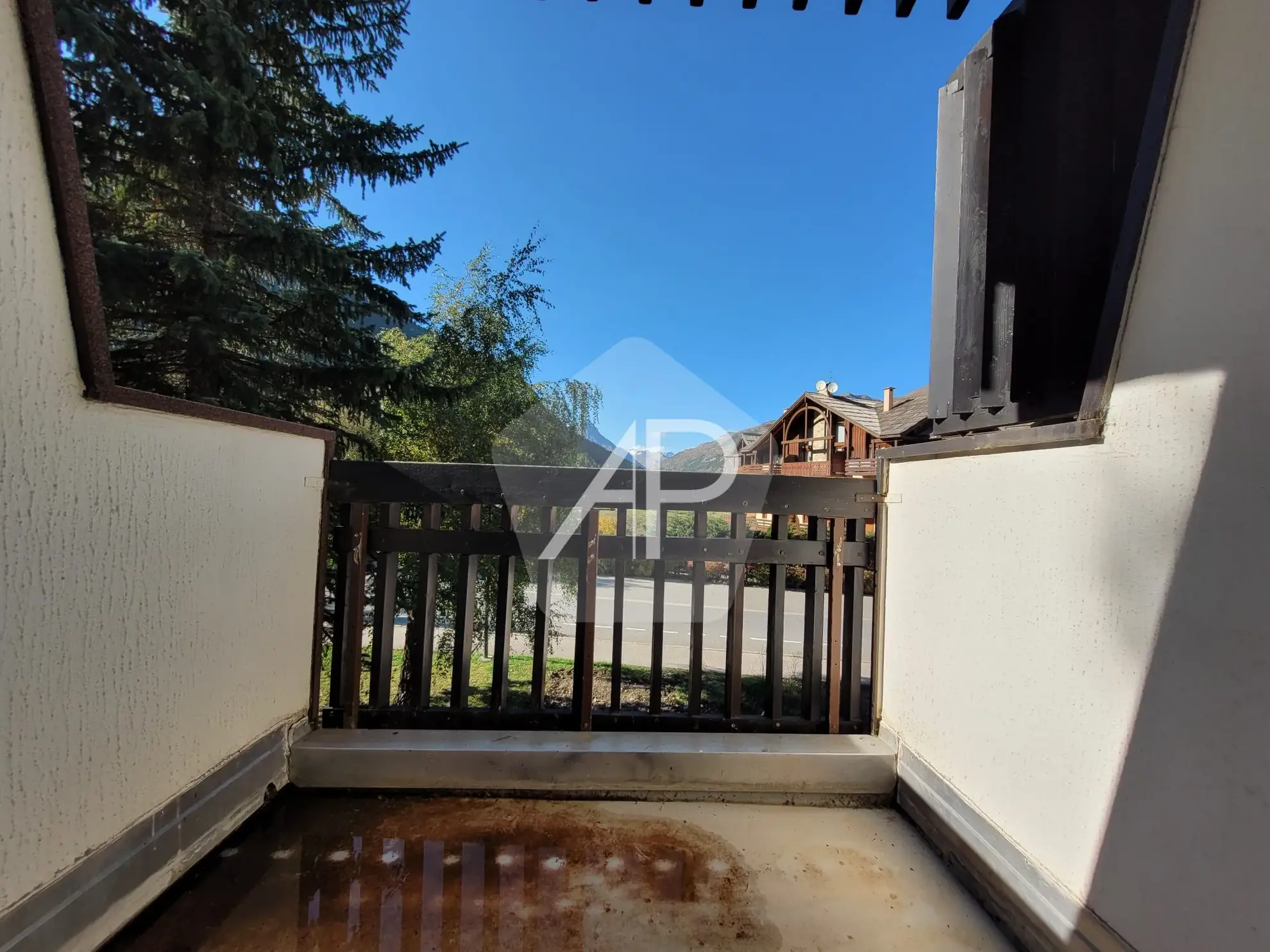 Studio avec coin montagne et balcon à La Salle-les-Alpes proche des pistes 