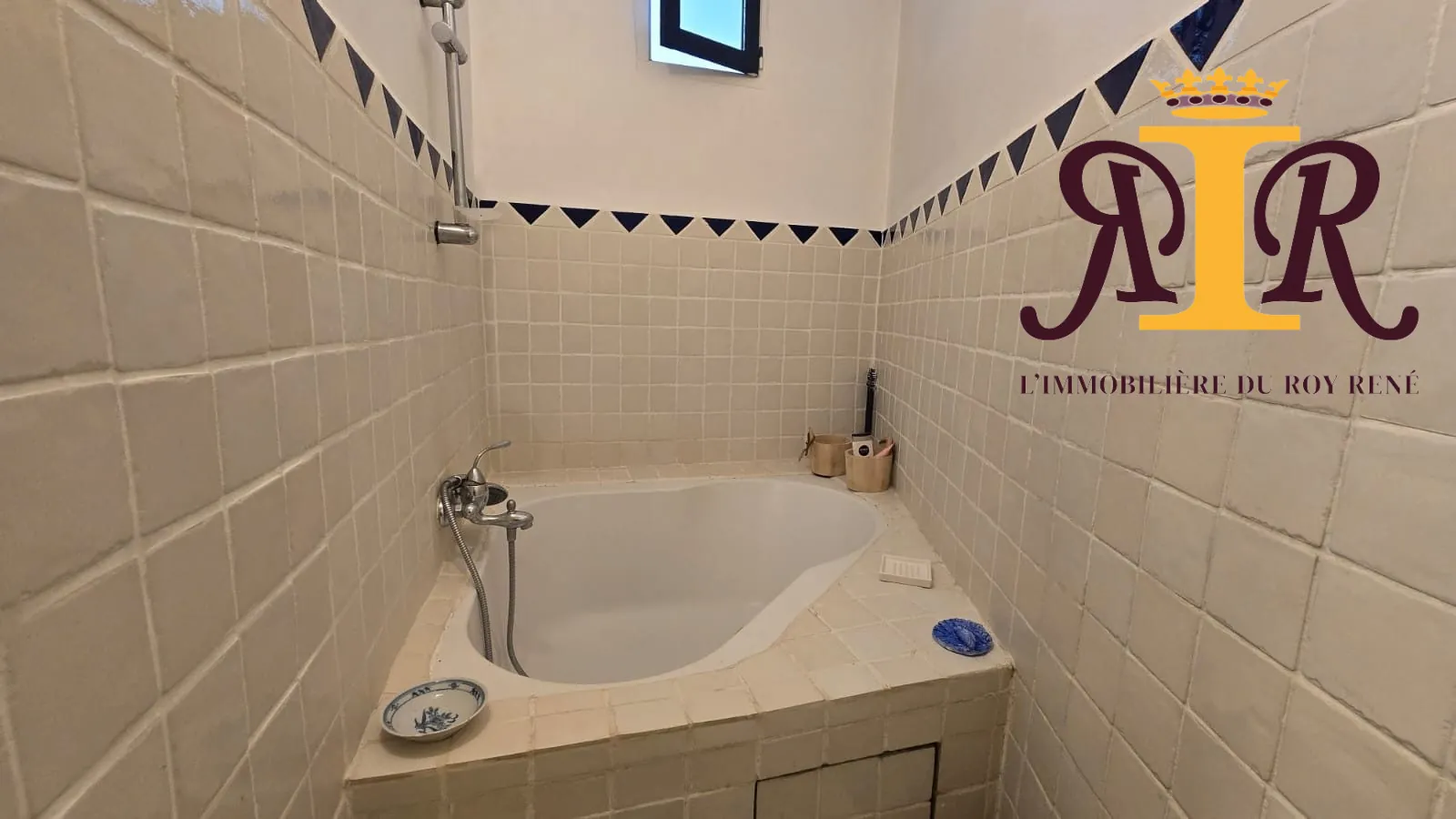 Charmant appartement T2 avec terrasse au centre d'Aix-en-Provence 