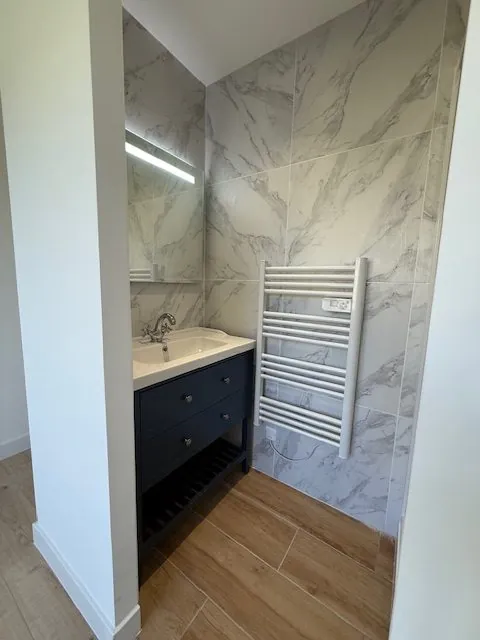 Bel appartement T3 rénové à Hennebont, idéal résidence ou investissement 
