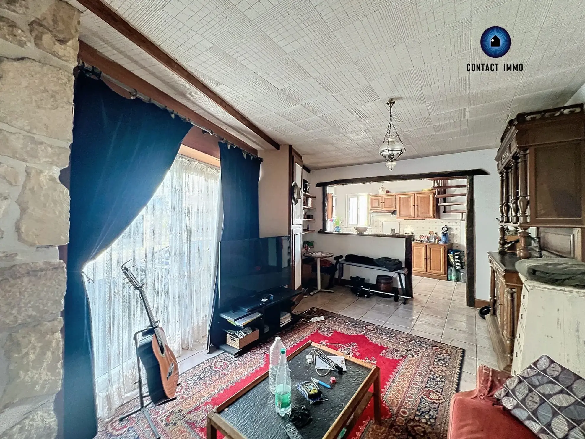 Maison en pierre à Ayen avec potentiel locatif et travaux récents 