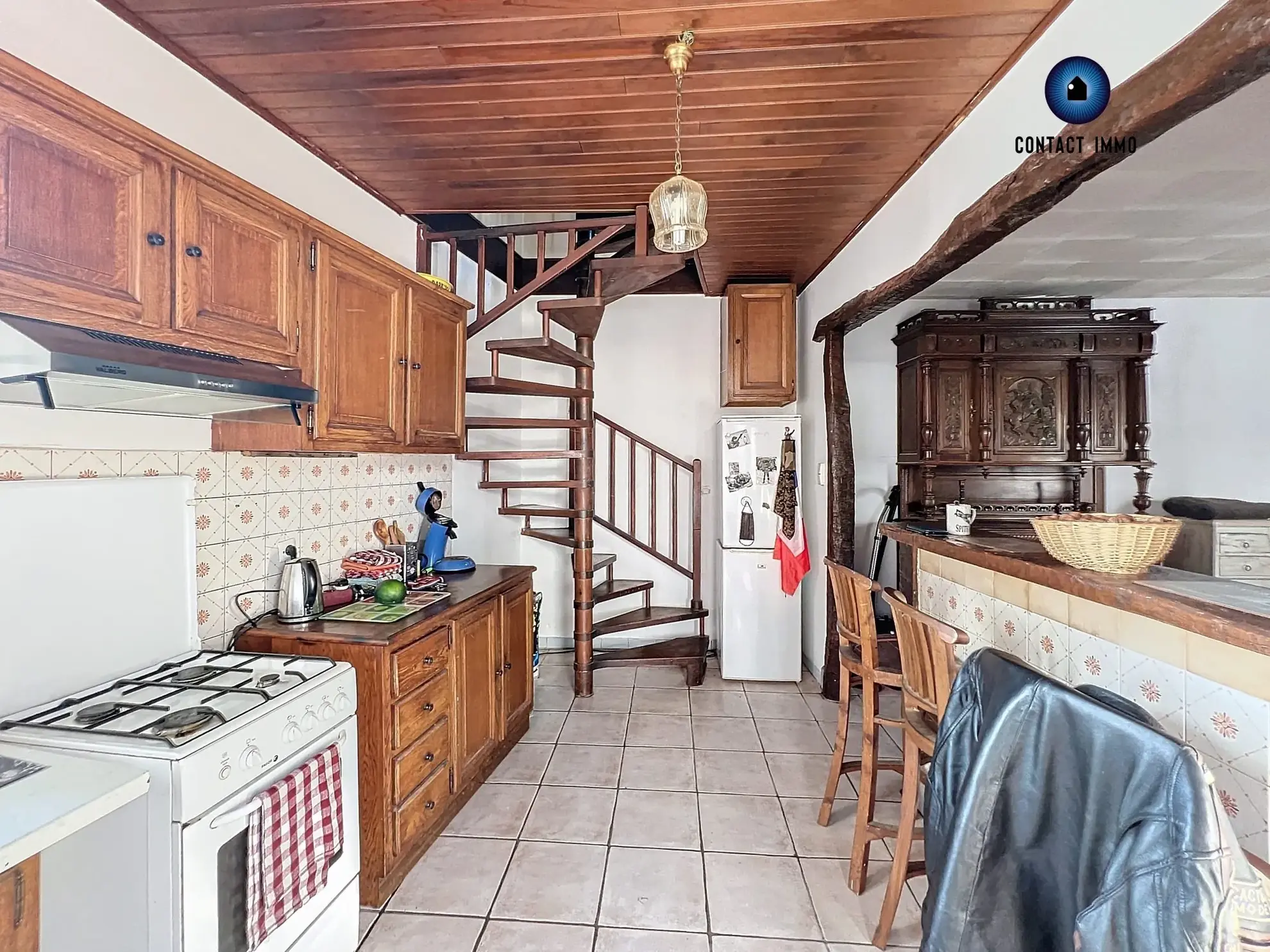 Maison en pierre à Ayen avec potentiel locatif et travaux récents 