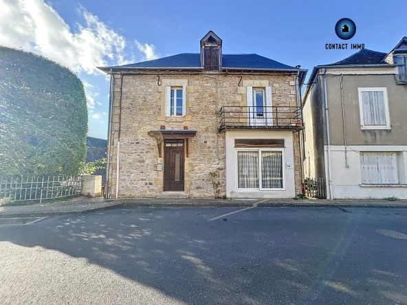 Maison en pierre à Ayen avec potentiel locatif et travaux récents