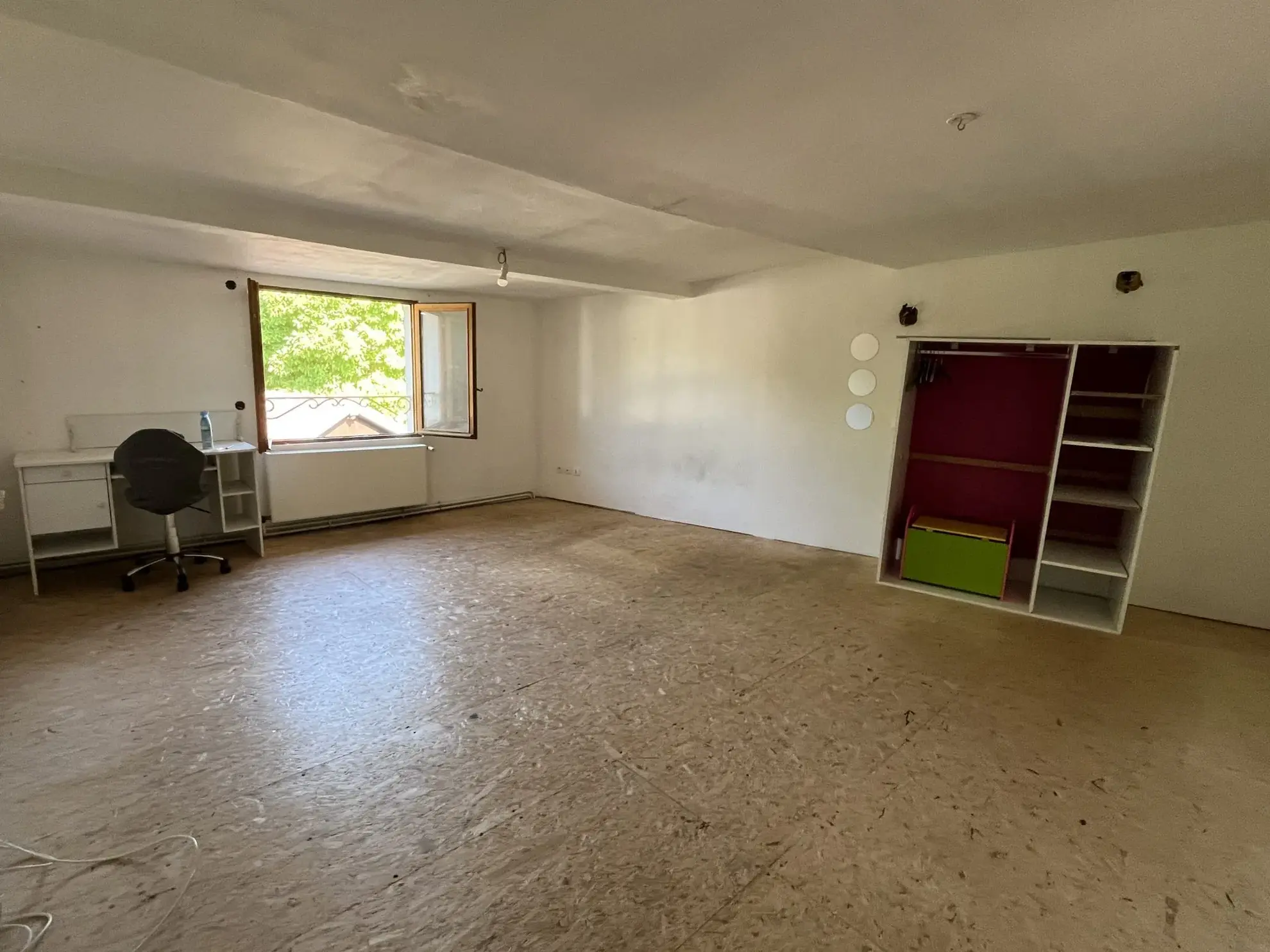 Belle maison de 125 m² avec dépendance à Thourotte 