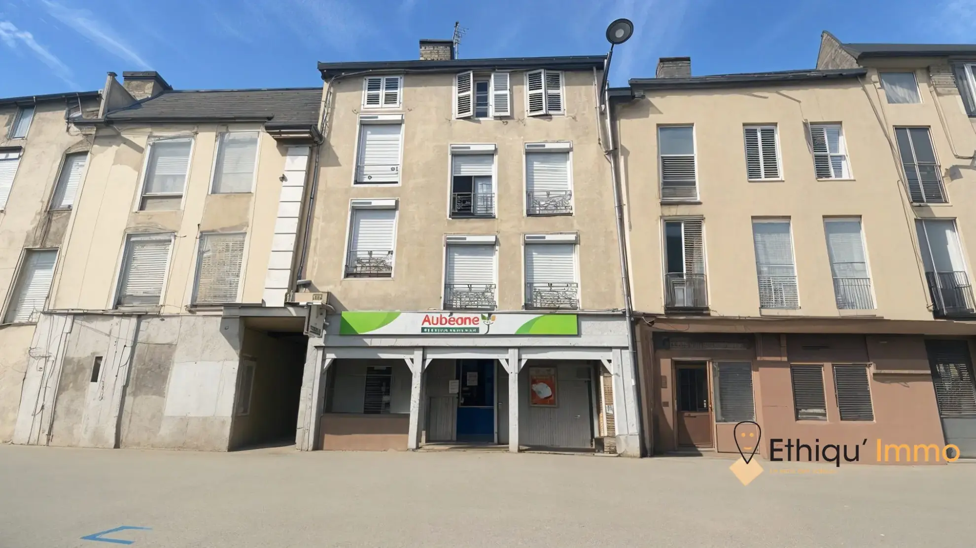 Immeuble à vendre au cœur de Bar-sur-Aube avec potentiel locatif et rénovation à prévoir 