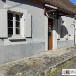 Maison de village à Chambon-sur-Voueize - plain-pied, garage, caves à rénovier