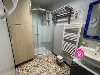 Maison semi-individuelle à vendre à Trith Saint Léger - 100 m² avec jardin et garage 