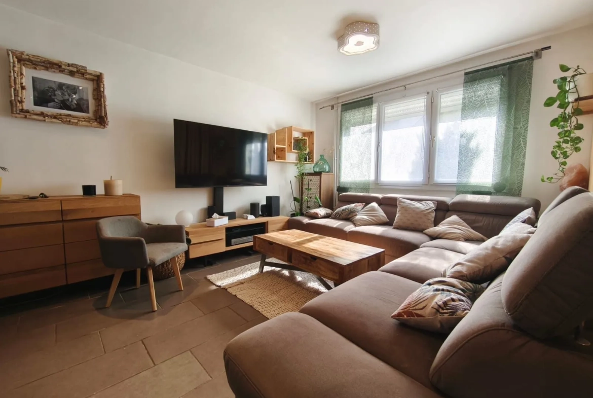 Maison 5 pièces avec jardin, garage à Beuvrages - Opportunité exclusive 