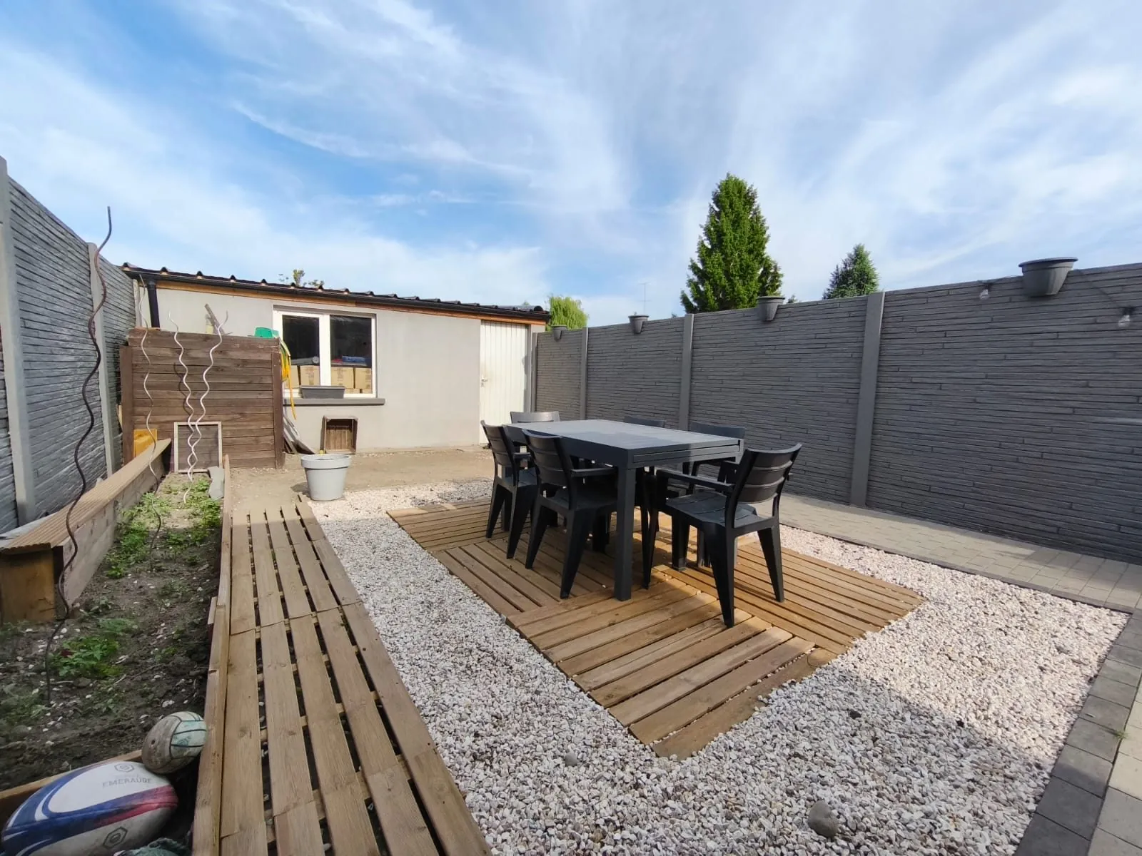 Maison 5 pièces avec jardin, garage à Beuvrages - Opportunité exclusive 