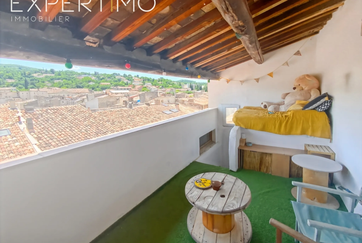 Appartement lumineux avec terrasse et vue sur le Luberon à Apt 