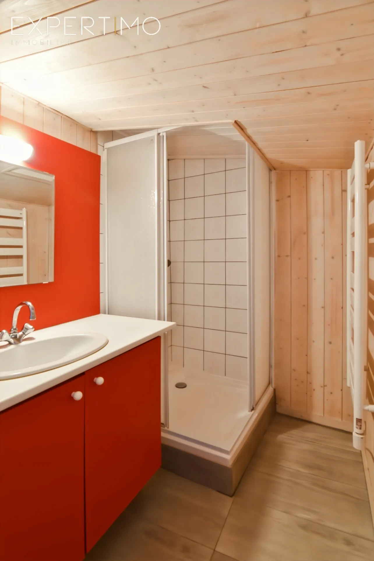 Appartement lumineux avec terrasse et vue sur le Luberon à Apt 