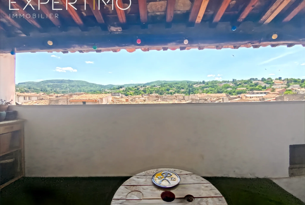 Appartement lumineux avec terrasse et vue sur le Luberon à Apt 