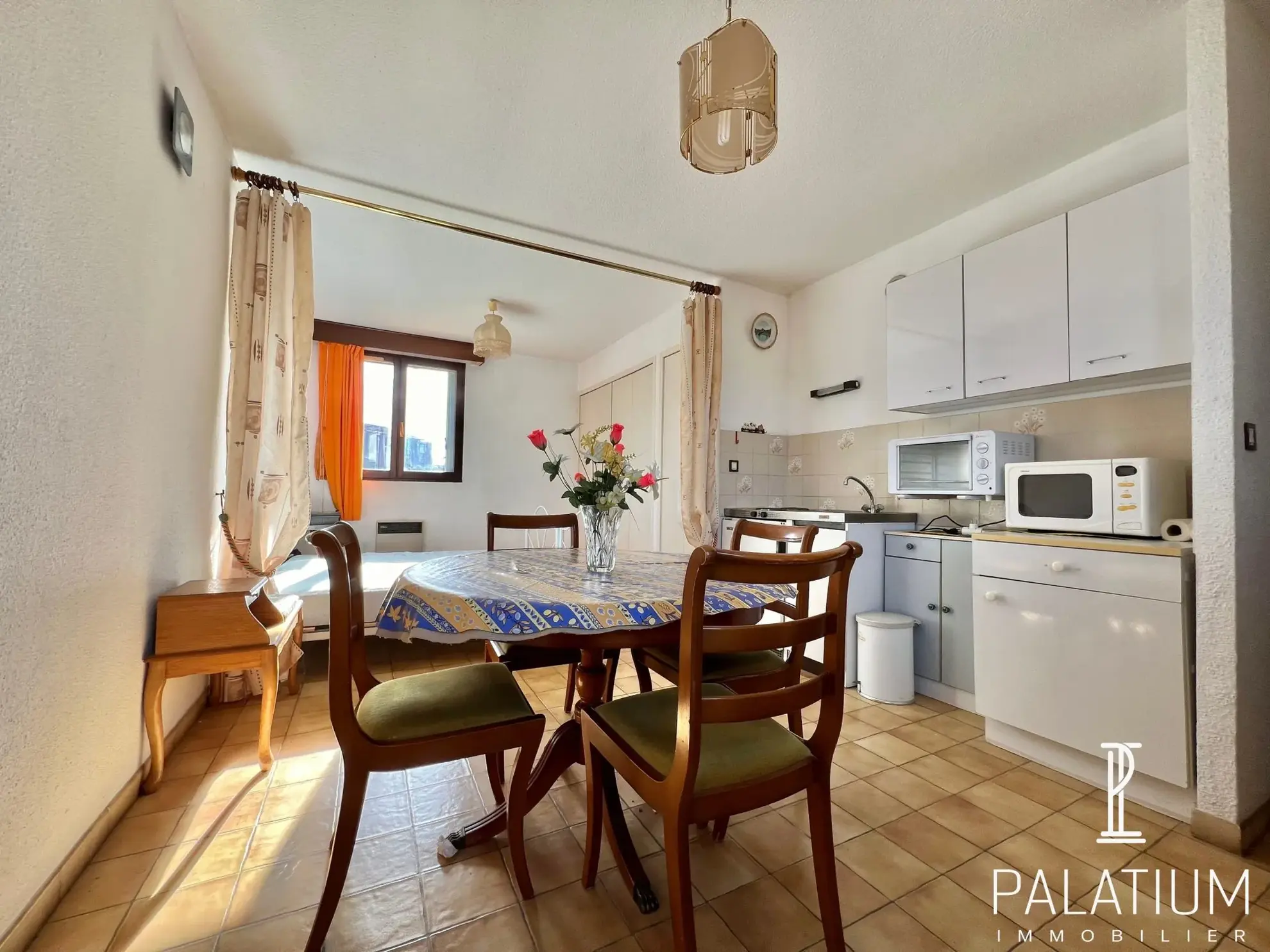 Studio à vendre à Gréoux-les-Bains – Opportunité d’investissement dans un quartier calme 