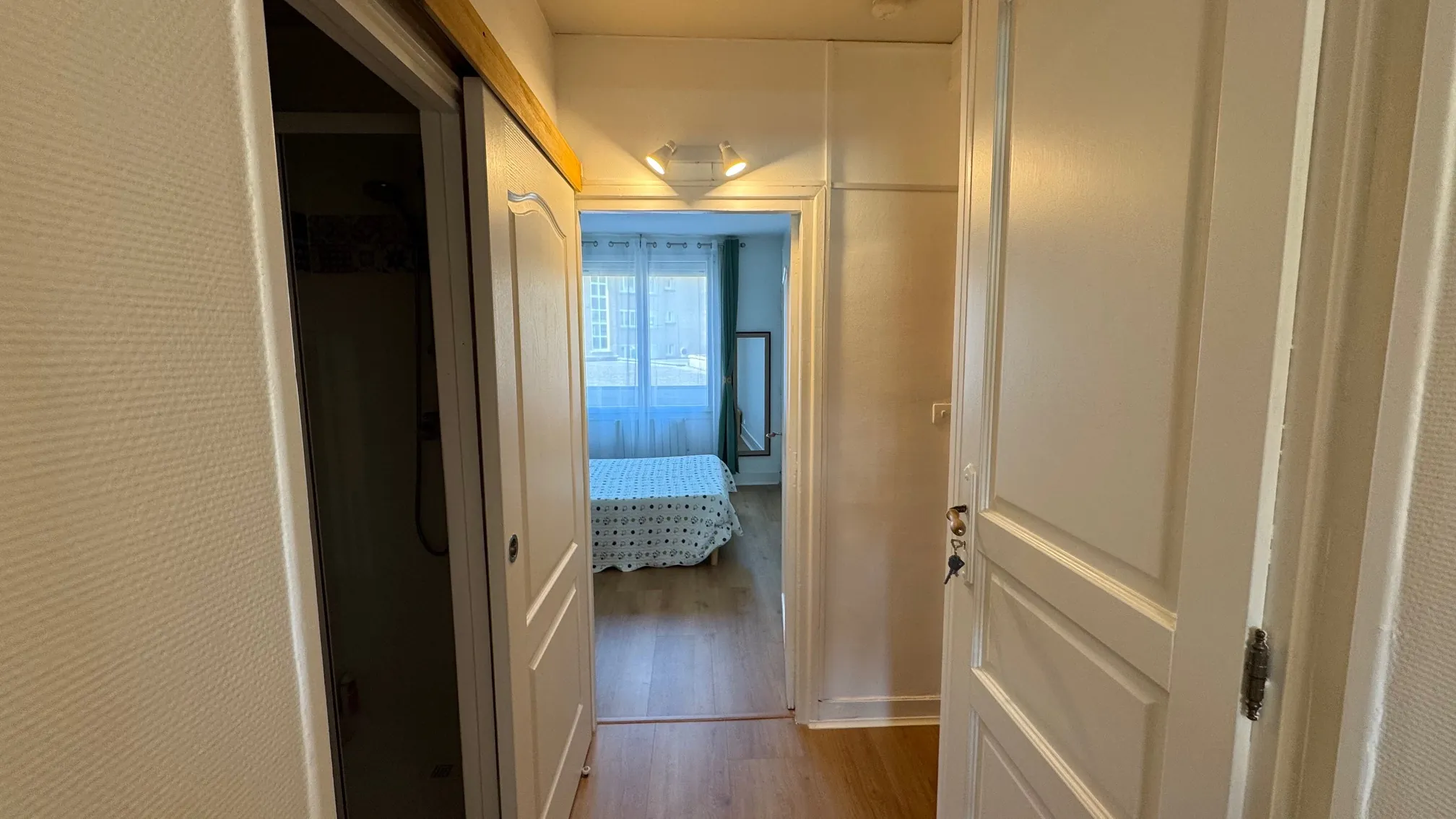 Appartement F2 à Dieppe avec Vue sur le Canal – Investissement ou Résidence 