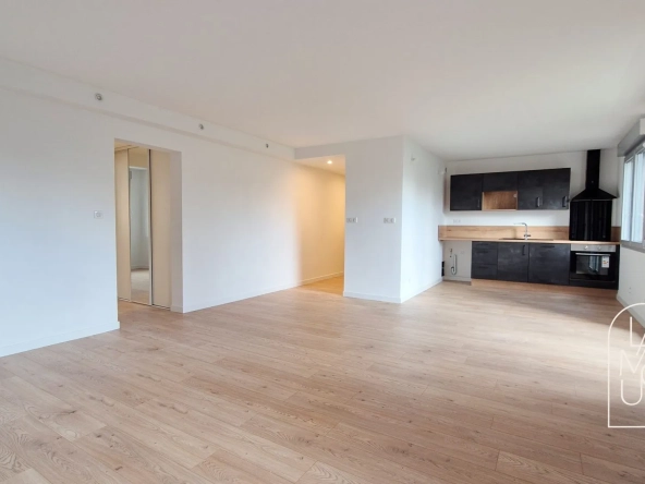 Vente appartement T2 rénové avec balcon à Dijon - Jean Jaurès