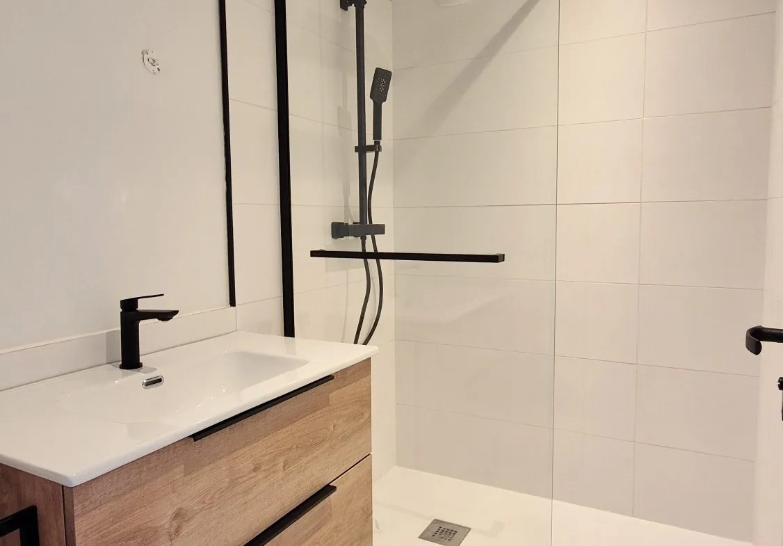 Vente appartement T2 rénové avec balcon à Dijon - Jean Jaurès 