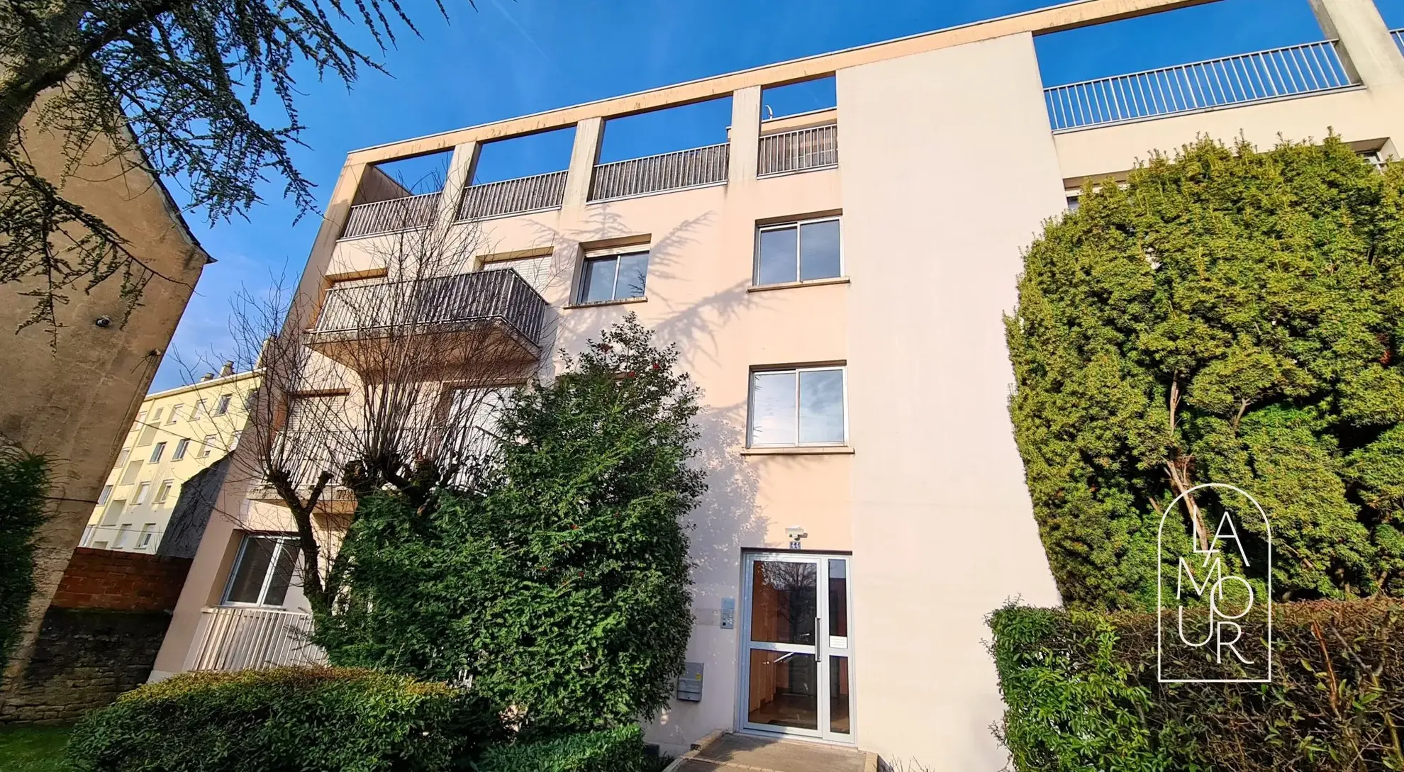 Vente appartement T2 rénové avec balcon à Dijon - Jean Jaurès 