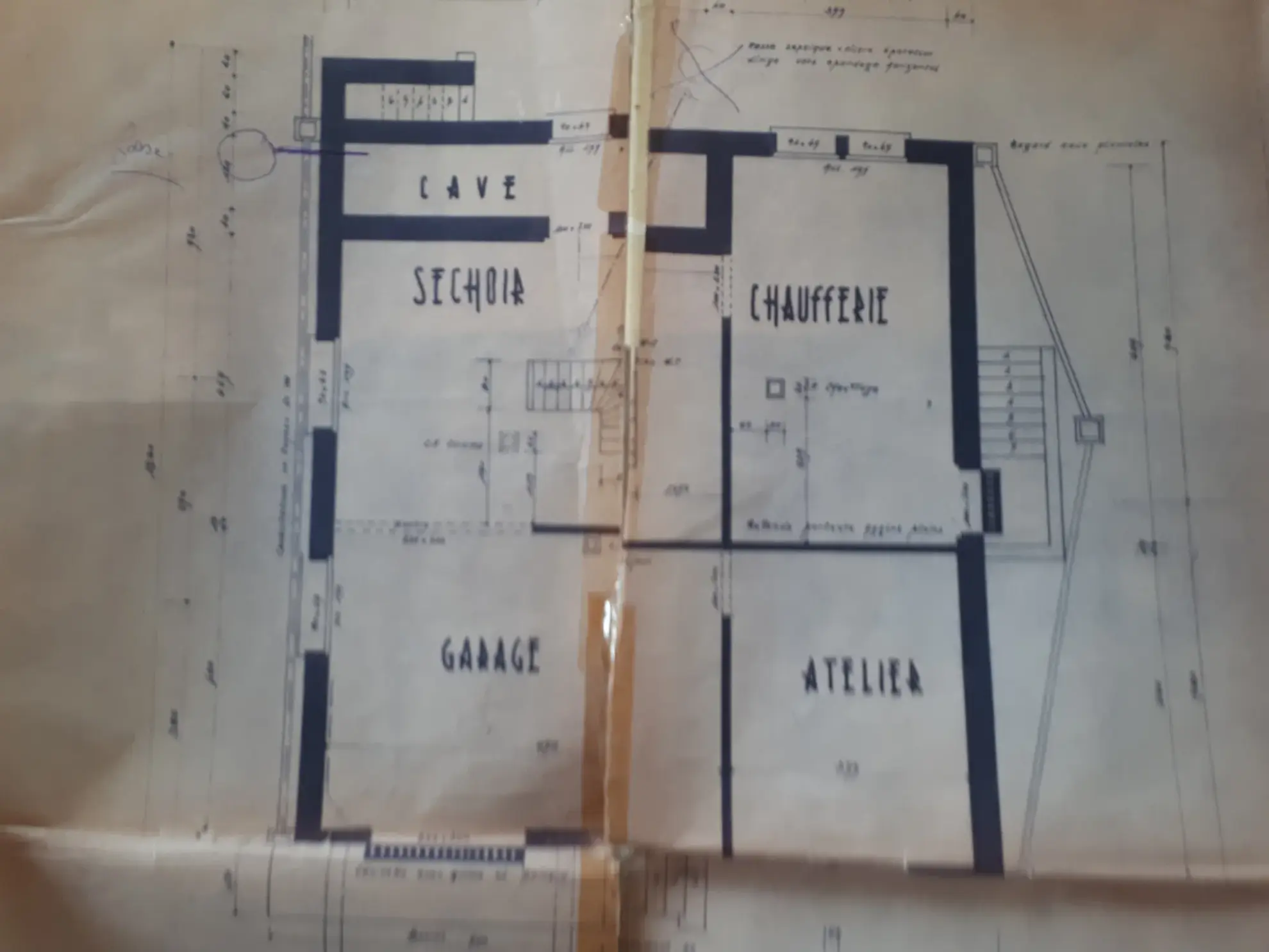 Maison d'architecte de 97 m² avec jardin à Les Ormes - Potentiel et charme 