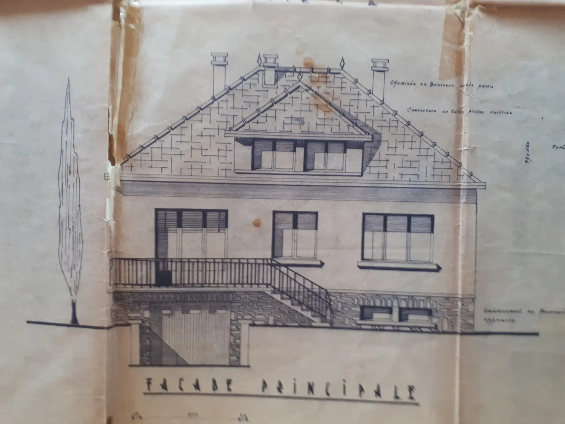 Maison d'architecte de 97 m² avec jardin à Les Ormes - Potentiel et charme 