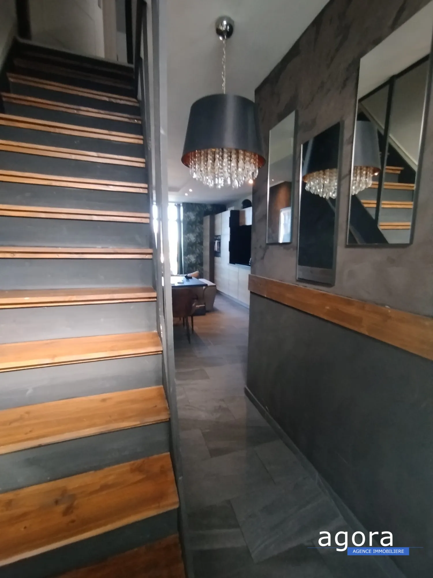 Maison rénovée de 75 m² à Trieux avec terrasse et jardin 