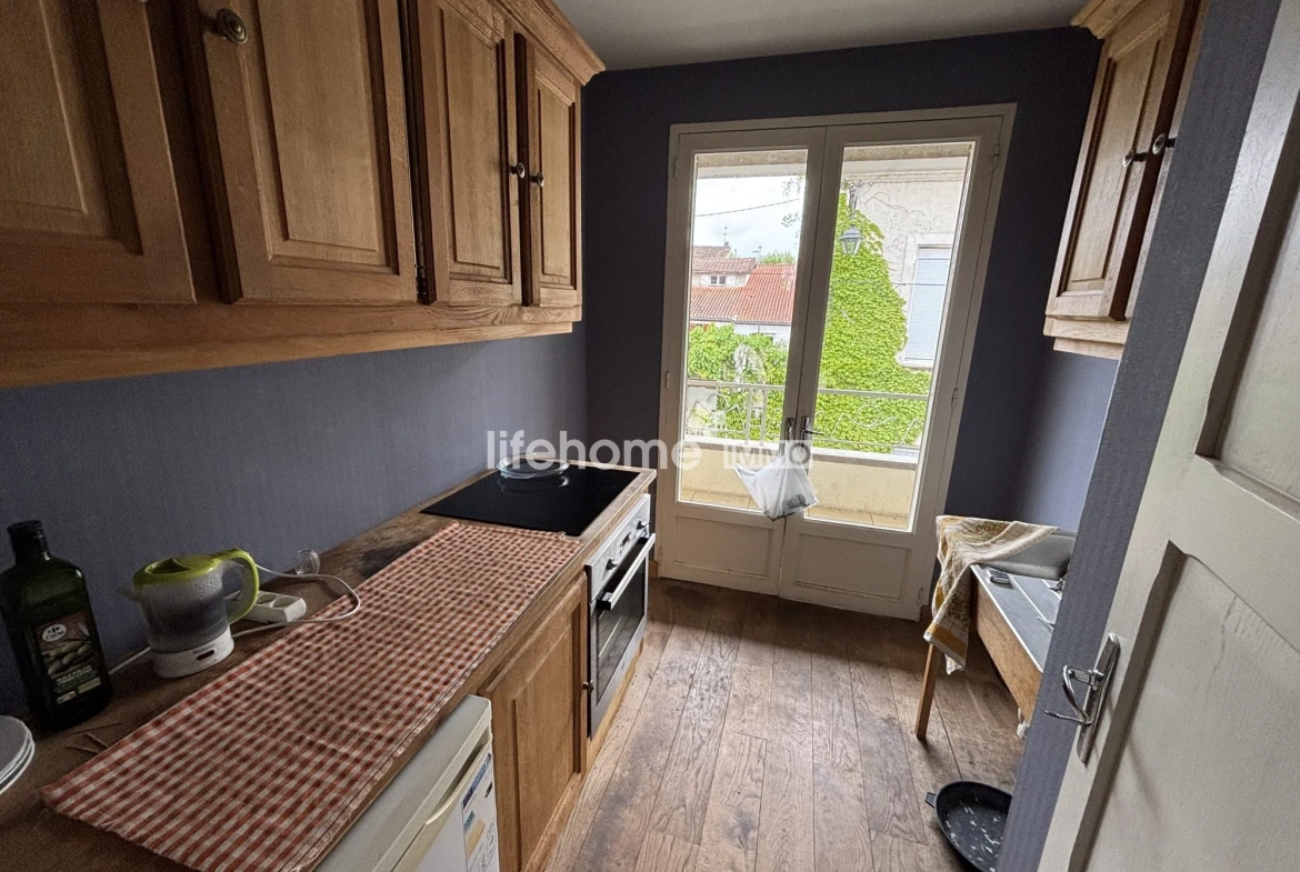 Immeuble mixte à vendre à Villeneuve-sur-Lot avec local et appartement 
