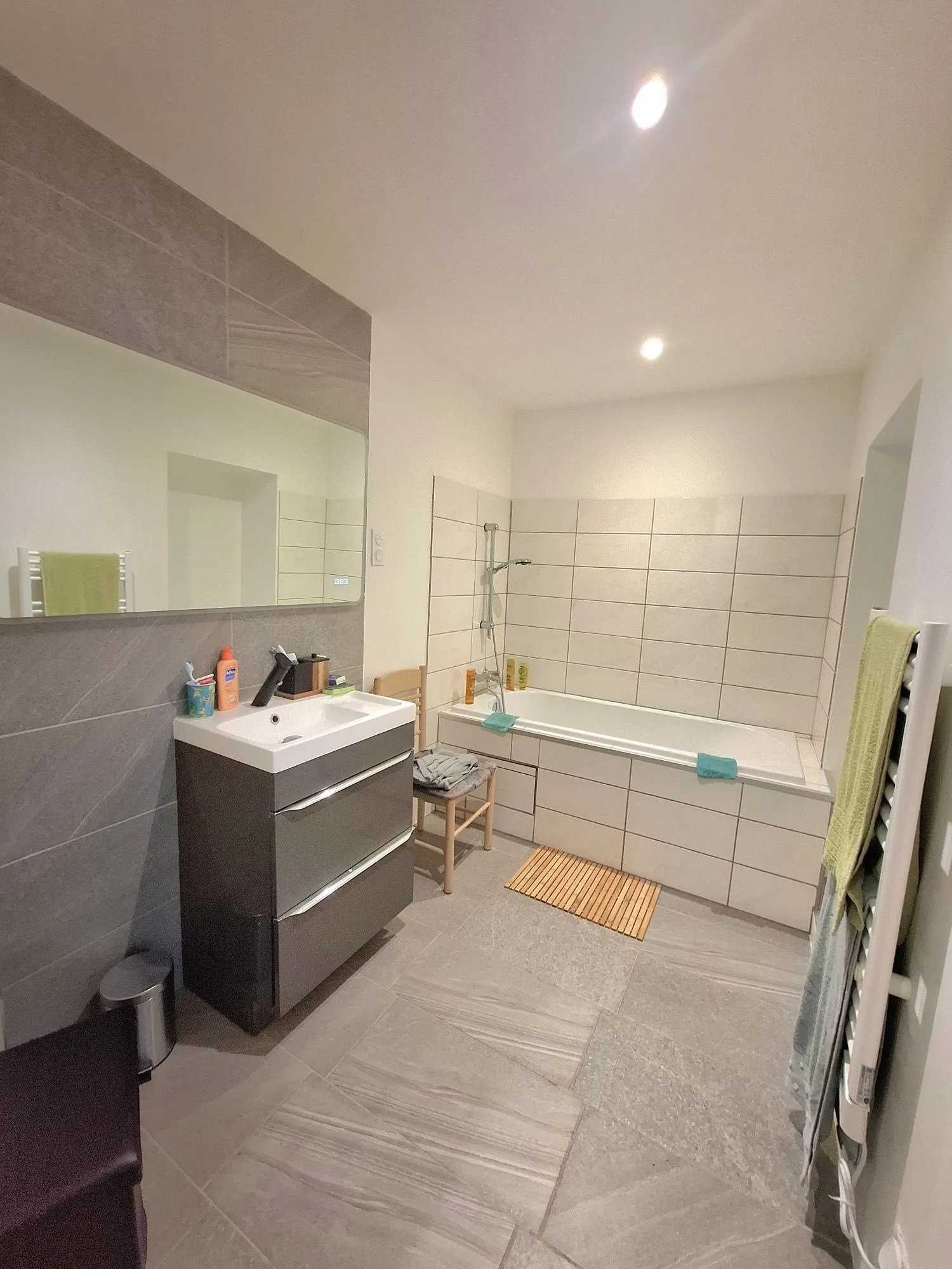 Maison familiale de 179 m² avec terrain de 2000 m² à René 