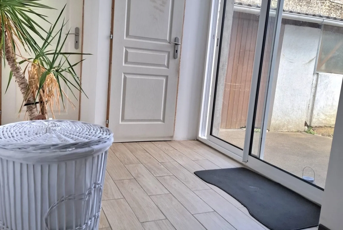 Maison familiale de 179 m² avec terrain de 2000 m² à René 