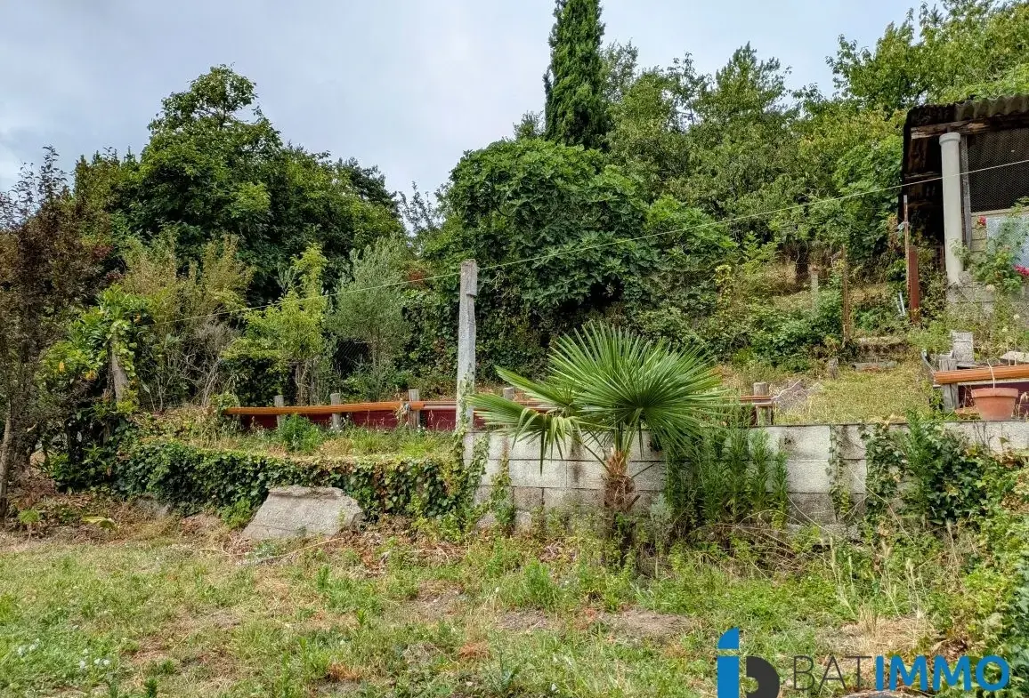 Maison rénovée à Carmaux avec 4 garages et terrasses, 140 m² 