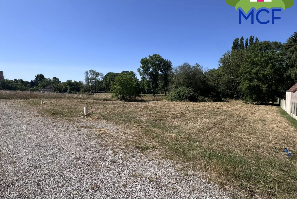 Terrain à bâtir de 654 m² à Bueil, viabilisé, proche commodités 
