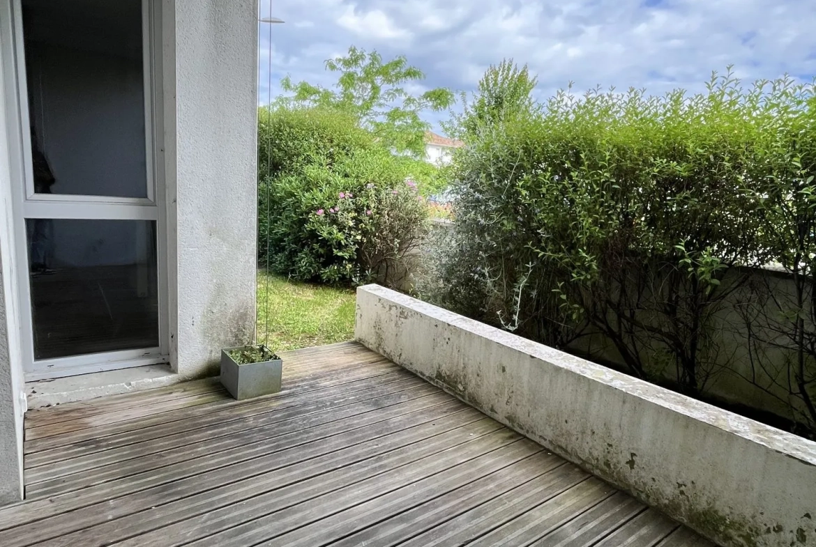 A vendre appartement T2 lumineux de 41,24 m² à Saint-André-de-Cubzac 