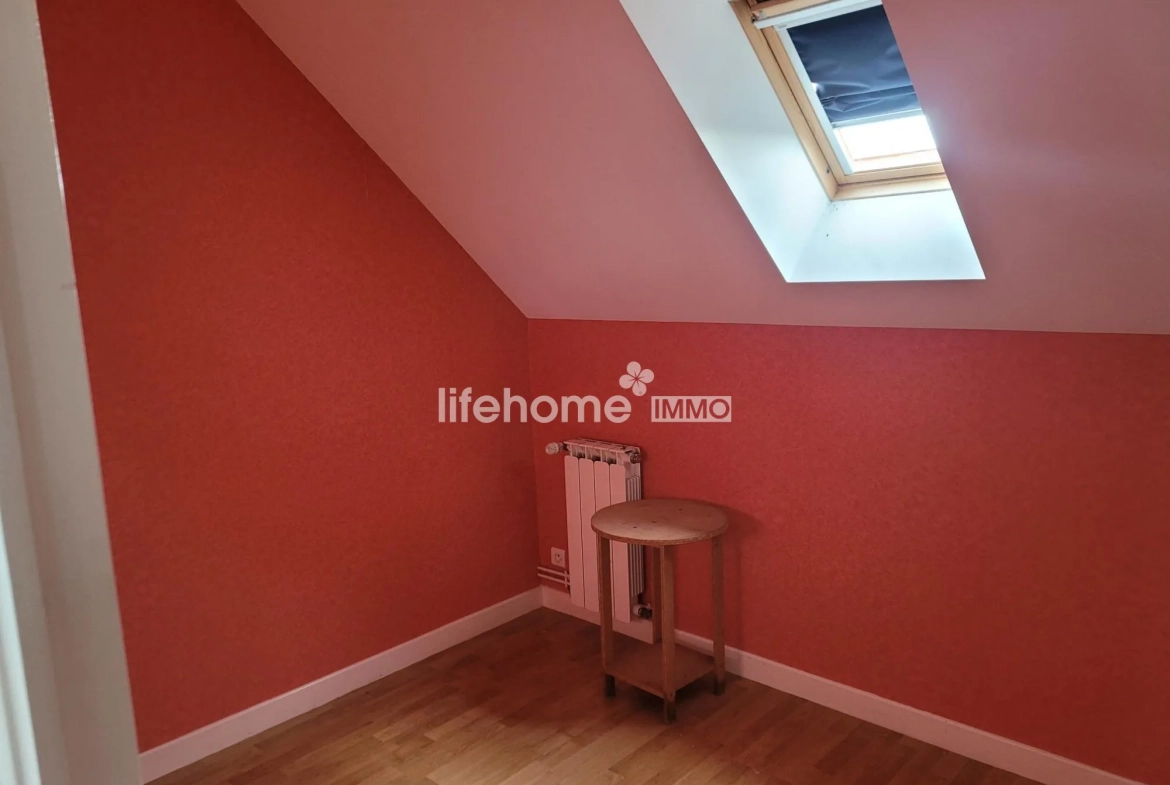Grande maison individuelle à vendre à Saint-Pierre-Le-Moutier - 175 m² 