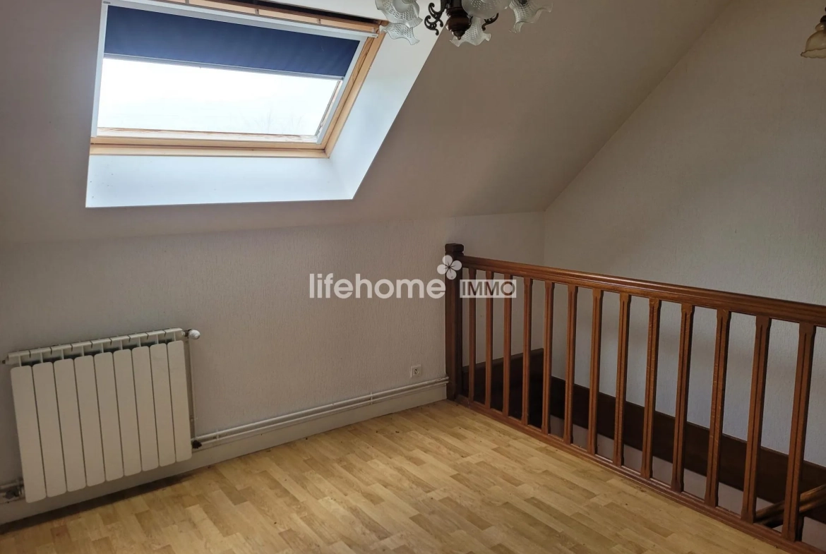 Grande maison individuelle à vendre à Saint-Pierre-Le-Moutier - 175 m² 
